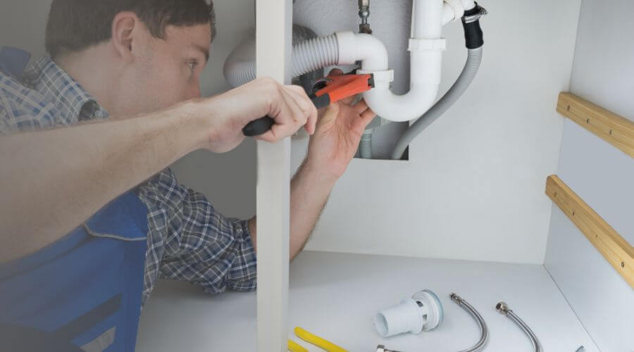 Local tankless water heater installation in Guthrie, KY